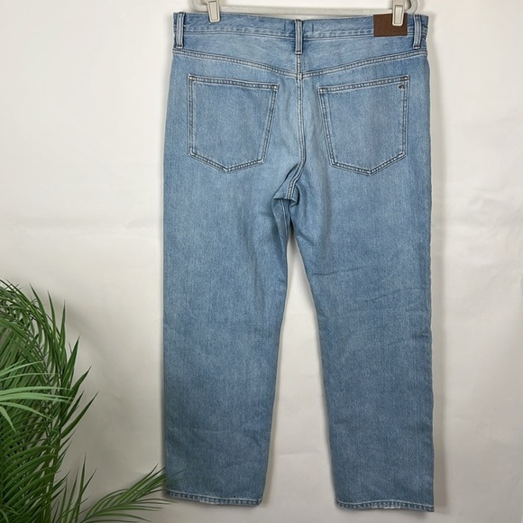 NWT Madewell Women's Low-Slung Straight Leg Jeans Light Wash Blue 32 Button Fly - Picture 4 of 9